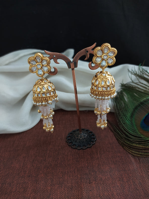 Buy quality 22 carat gold fancy ladies earrings latkan RH-LE303 in Ahmedabad